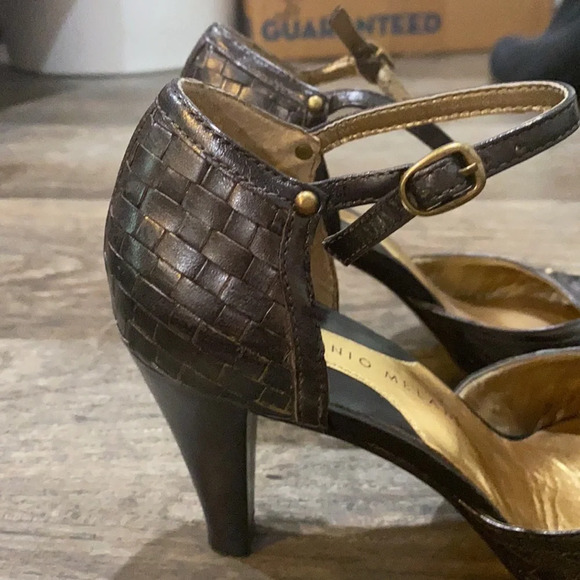 WILL NOT TAKE LESS  Classy Woven-Like Antonio Melani Heels - Picture 8 of 11